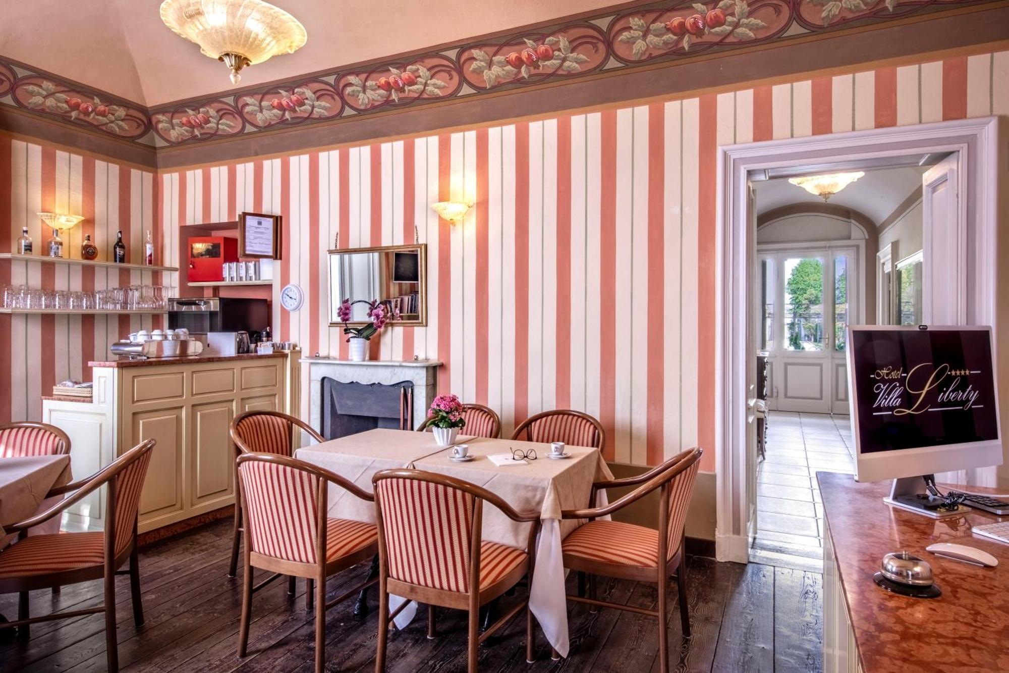 Hotel Villa Liberty Pontecurone Exterior photo