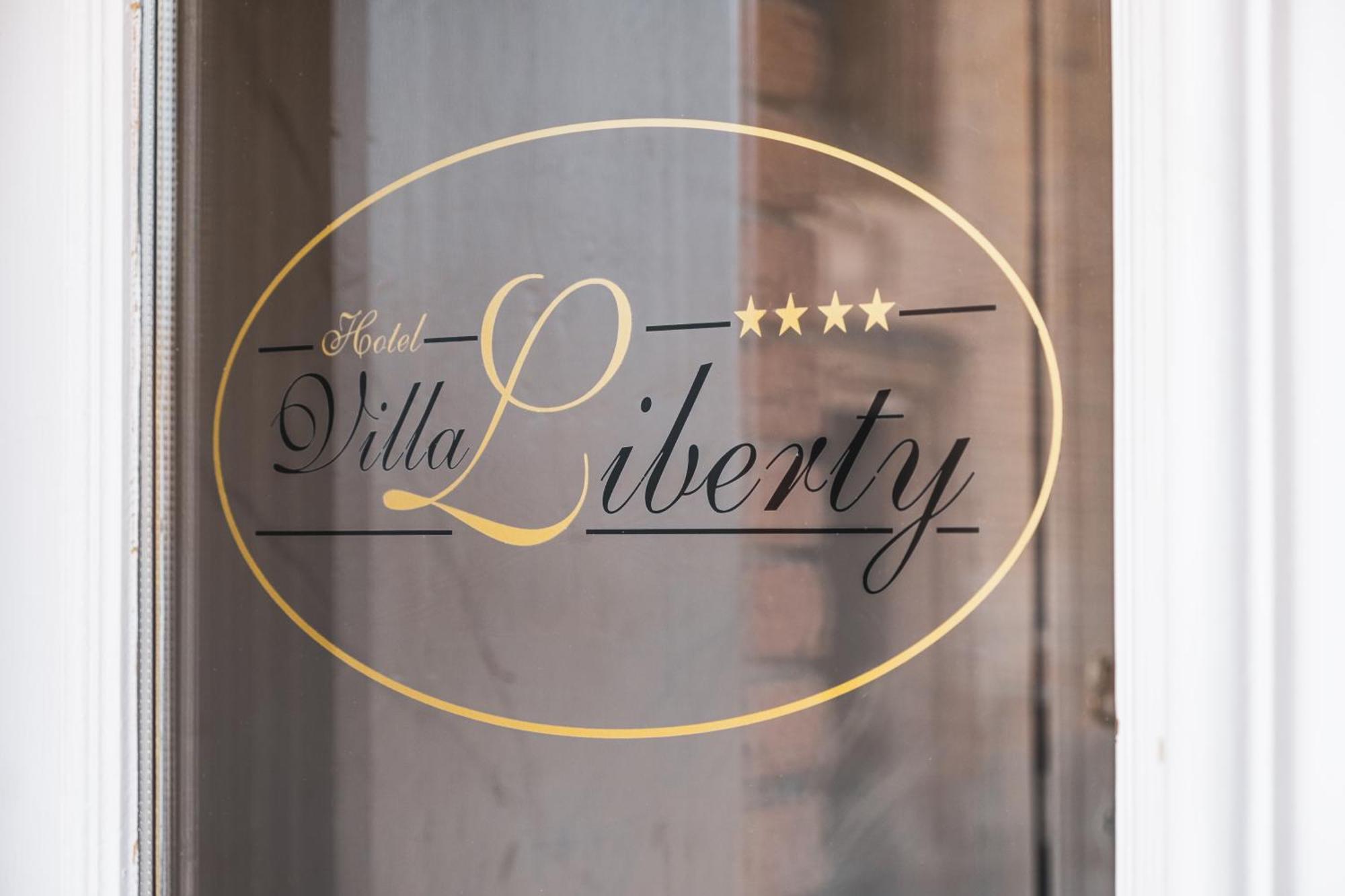 Hotel Villa Liberty Pontecurone Exterior photo