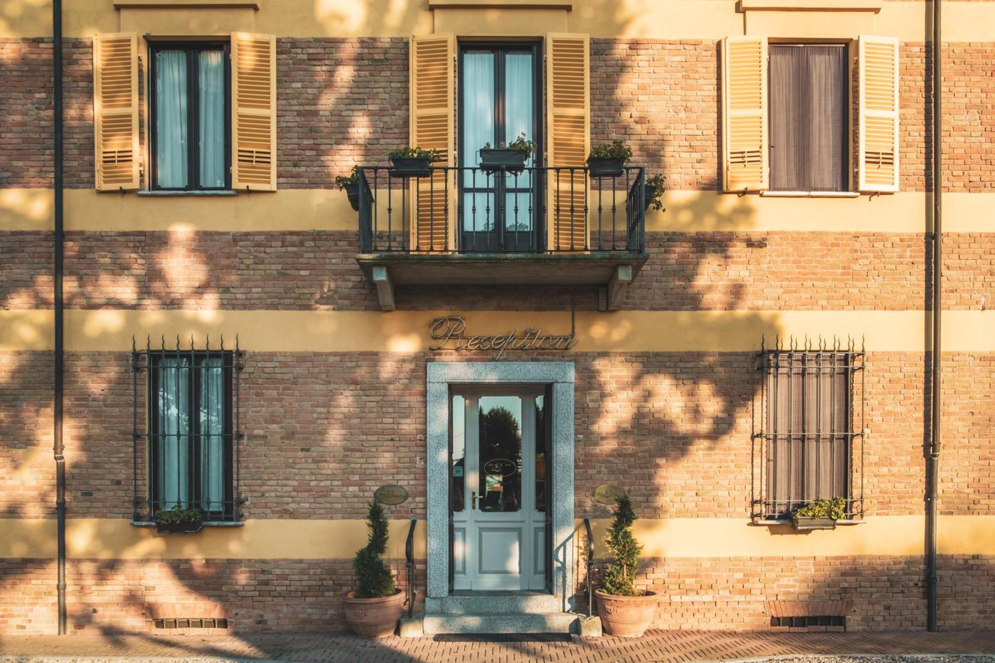 Hotel Villa Liberty Pontecurone Exterior photo